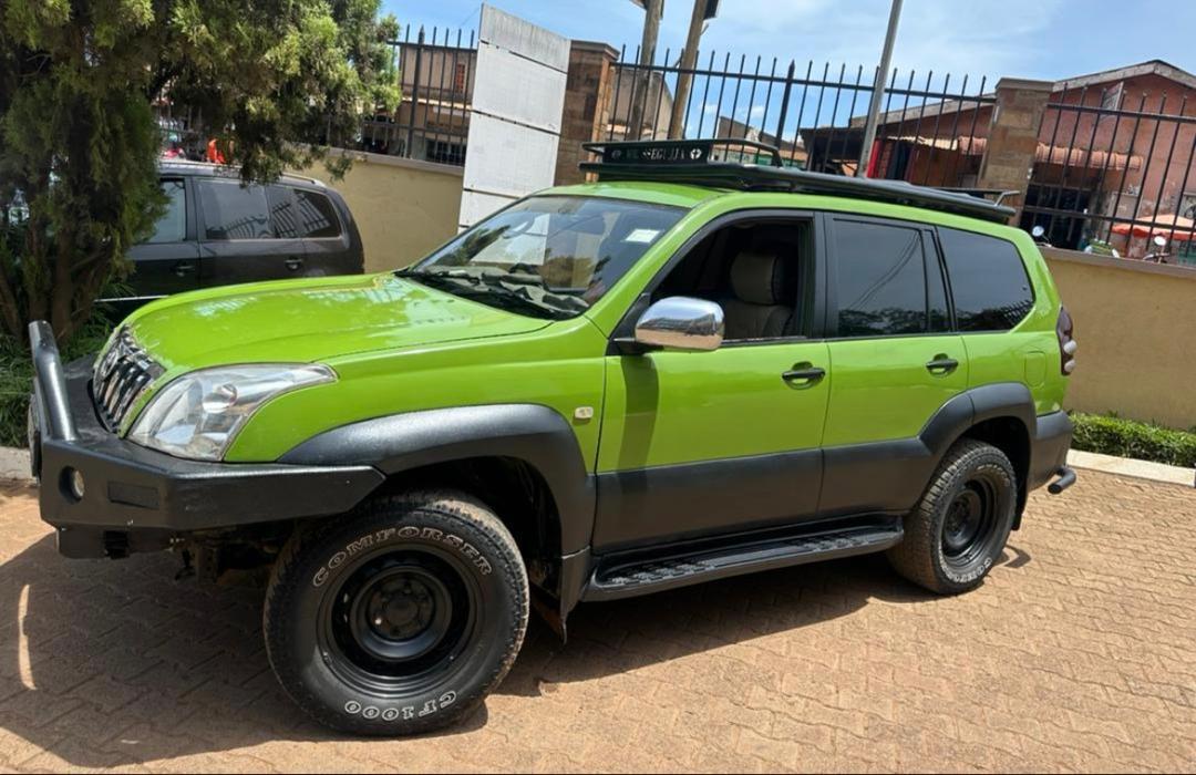 self drive car rental in Uganda - cheap 4x4 cars from $40